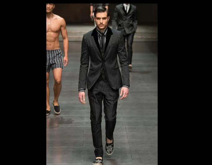 ربيع صيف 2016..  الأناقة الرسمية البهية