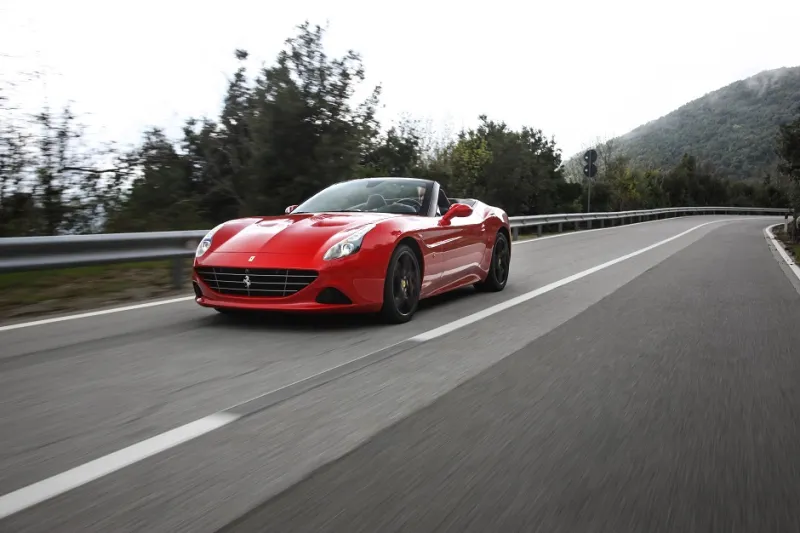 فيراري كاليفورنيا تي إيقاع صوتي جديد بكفاءة أكبر