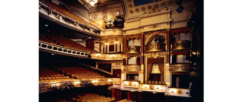 في لندن ...دعوة لأقدم مسارح العالم