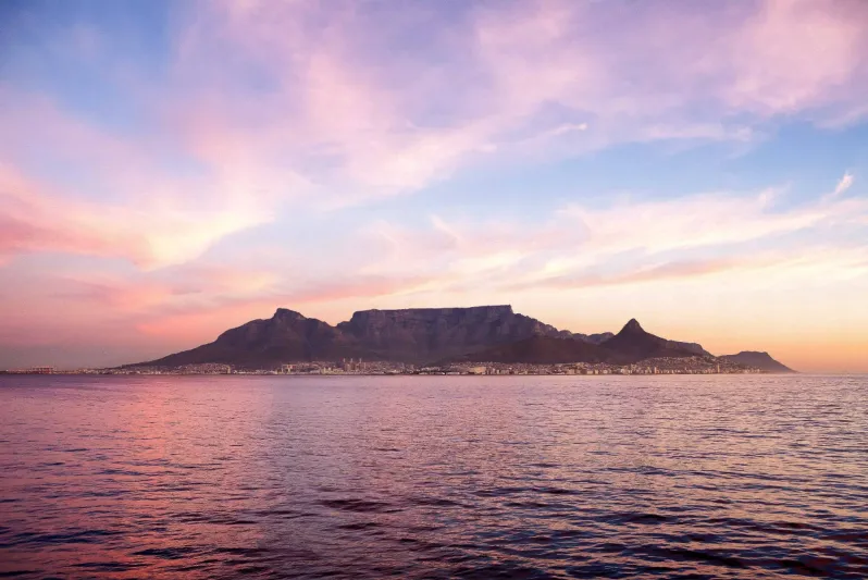 جبل الطاولة..قمة مسطحة ورفاهية لاتنسى!!