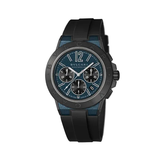 7 ساعات تجسّد غموض الأسود