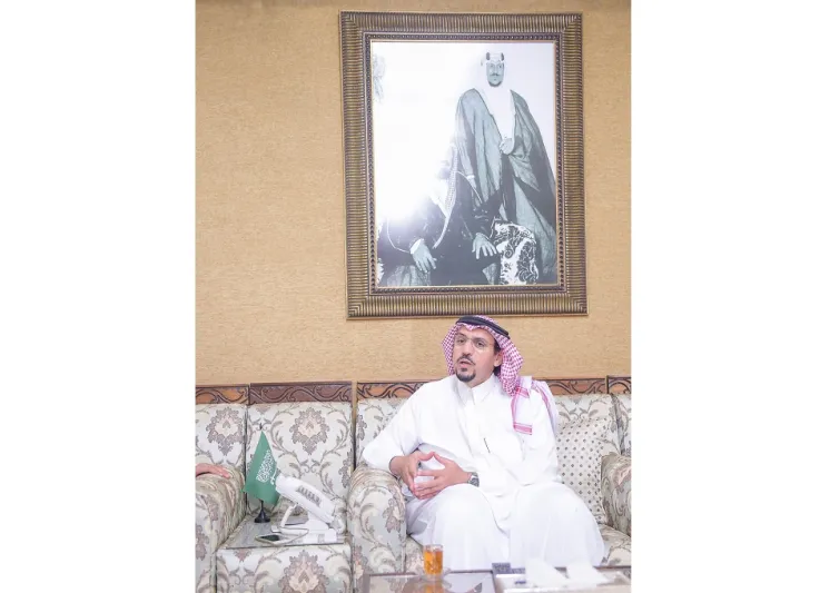 فيصل بن مشعل بن سعود لـ الرجل  لا اتصنع البساطة 