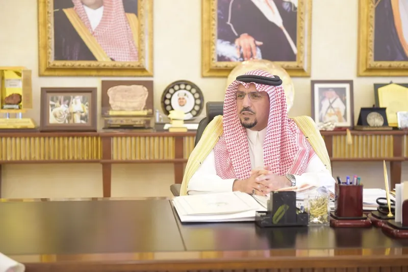 فيصل بن مشعل بن سعود لـ الرجل  لا اتصنع البساطة 