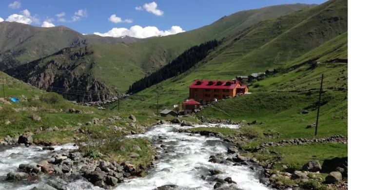 فندق Yedigoller ما تراه العين أكثر