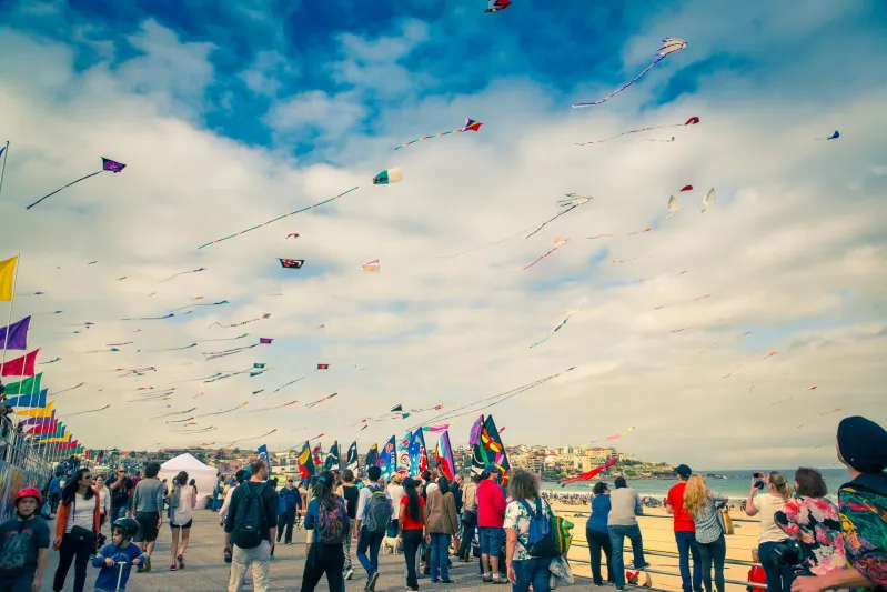 على رمال بوندي مهرجان سنوي للنحت