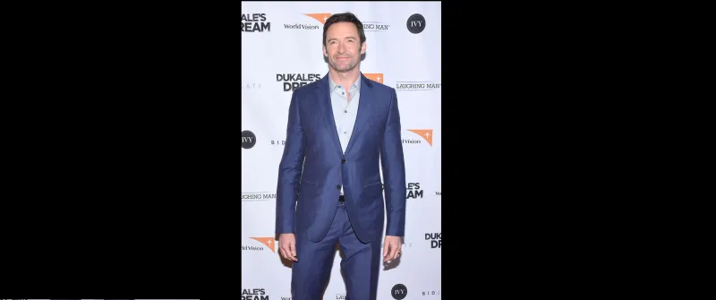 من النجم الاكثر اناقة بالبدلة الزرقاء ؟ 