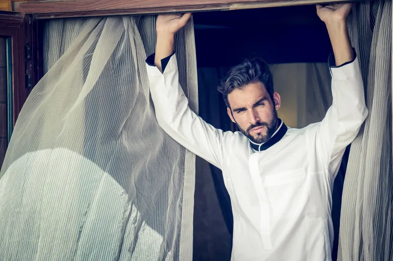 أحدث مجموعة لحاتم العقيل جاذبية مطلقة وأناقة آسرة