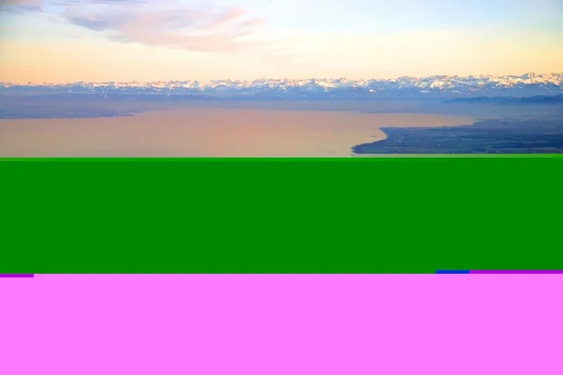 بحيرة كونستانس ثلاثة بواحد 