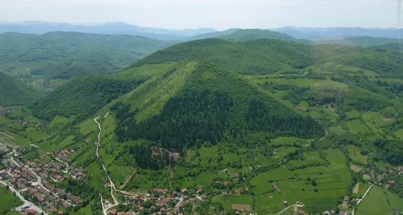 الأهرامات في البوسنة أيضاً