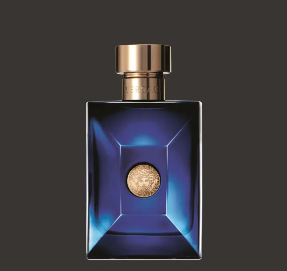 عطر فرزاتشي الرجالي Dylan Blue قوة الرجل وجاذبيته 