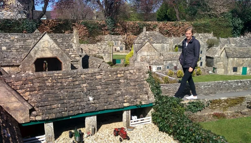 بورتون قرية داخل قرية 