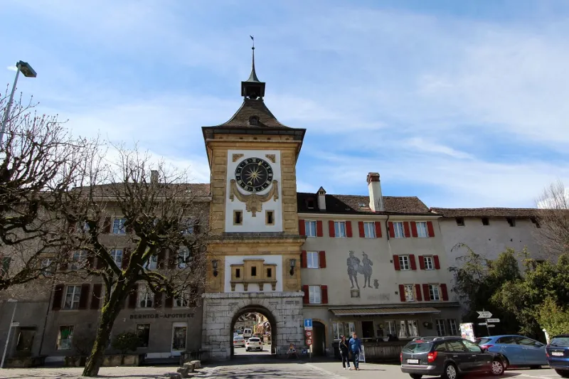 مدينة مورتين عراقةٌ وسط الطبيعة الساحرة