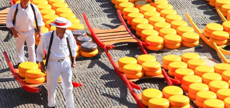 في هولندا الجبن على قارعة الطريق