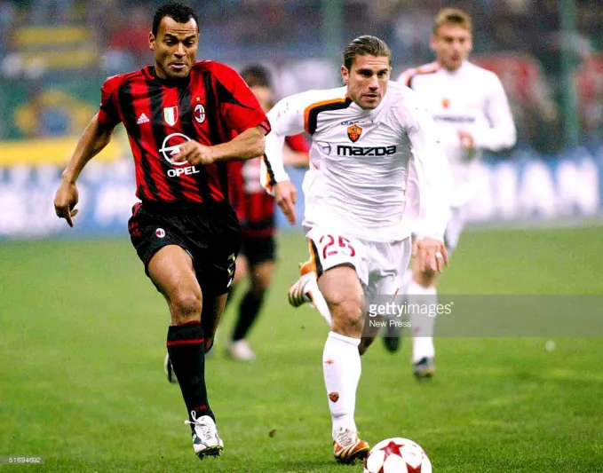 كافو أفضل الأظهرة الذين مروا في تاريخ كرة القدم