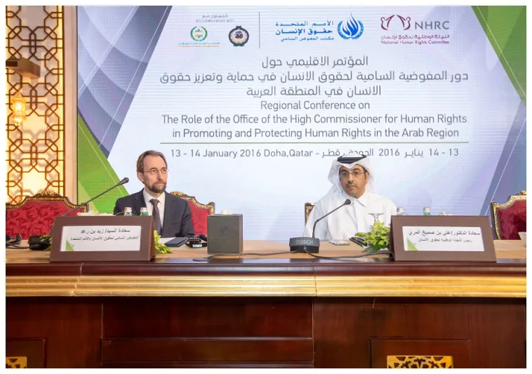 علي بن صميخ المري امارس هوايتي في الطائرة