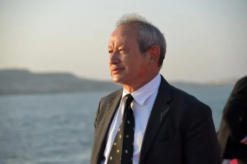  نجيب ساويرس لـ"الرجل" سأشتري جزيرة للاجئين 