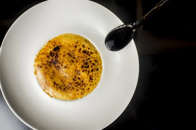 مطعم روبيرتوز ابوظبي اطلالة ساحرة على افق العاصمة 