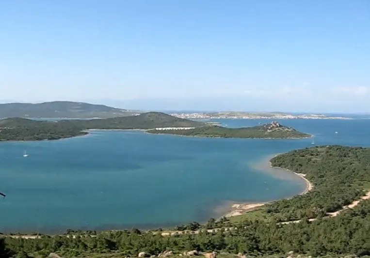 مائدة الشيطان نحن مع الشمس في أبهى حلّة