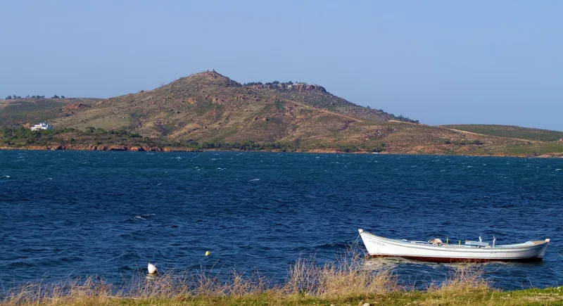 مائدة الشيطان نحن مع الشمس في أبهى حلّة