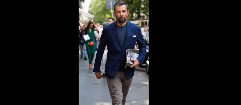 نك ساليفان النضج في الاسلوب والسر في البليزر