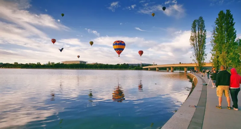 كانبيرا مهد السياحة اللطيفة