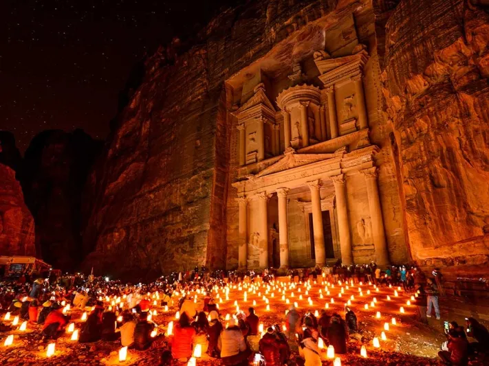 وجهات عديدة خلال ساعات وجيزة  في عطلة عيد الإمارات الوطني من هوليداي مي