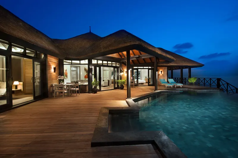 سحر المالديف يتألق في جيه ايه مانافارو