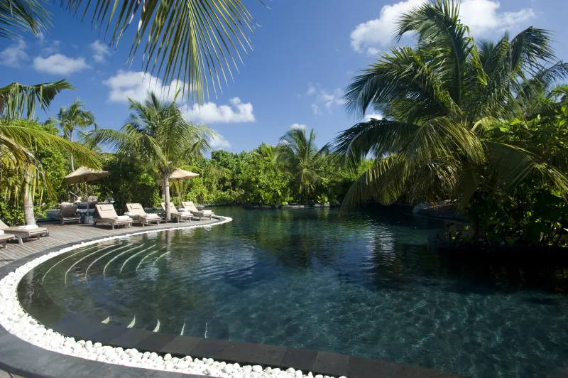 سحر المالديف يتألق في جيه ايه مانافارو