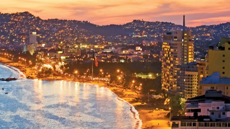 اكابولكو الليل كالنهار