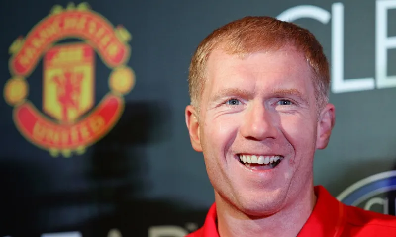 بول سكولز أفضل اللاعبين الذين لعبوا في مركز خط الوسط 