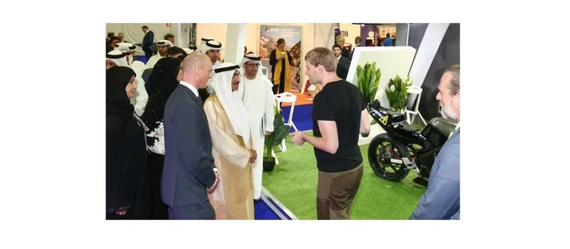 اسرع دراجة نارية ذاتية القيادة في العالم الان بدبي