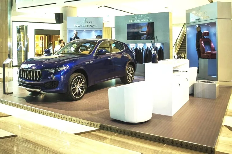 إرمنيجيلدو زينيا ومازيراتي في الغاليريا جزيرة المارية بأبوظبي