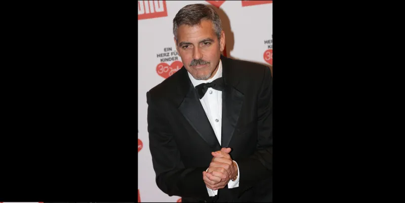 نجومك المفضلين بالشاربين  من الافضل ؟