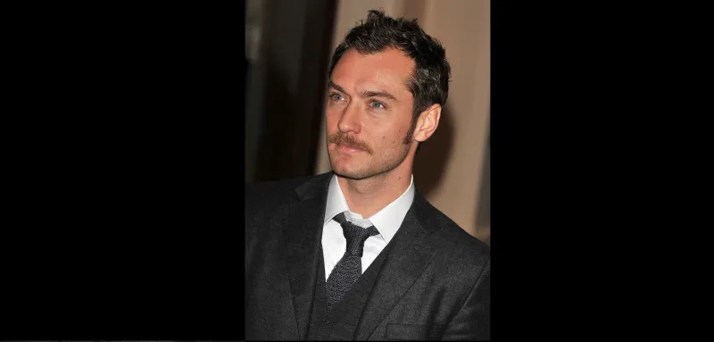 نجومك المفضلين بالشاربين  من الافضل ؟