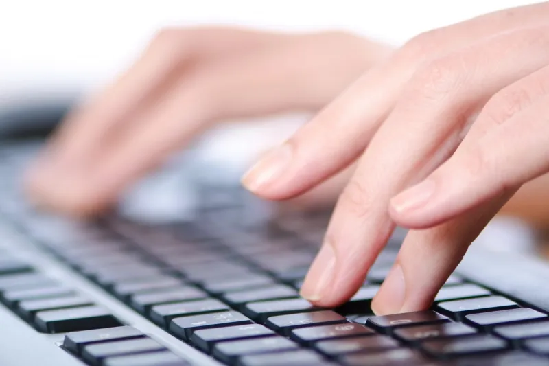 كيف تتخلص من إرهاق العين في العمل