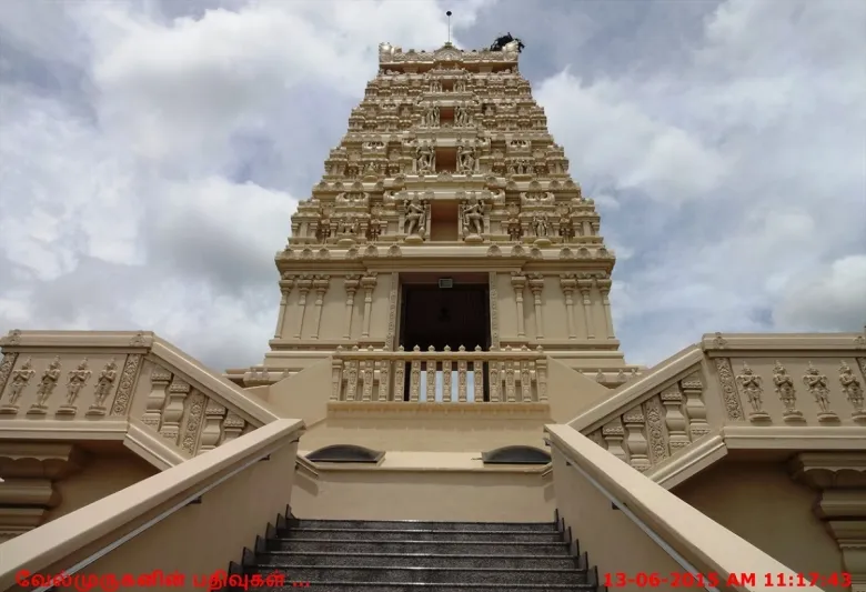 معبد فلوريدا تحفة معمارية