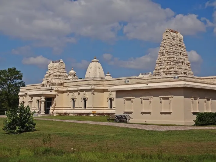 معبد فلوريدا تحفة معمارية