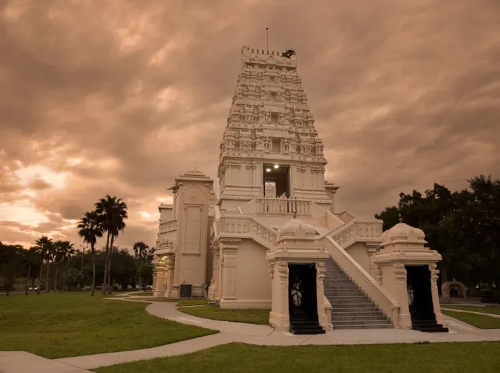 معبد فلوريدا تحفة معمارية