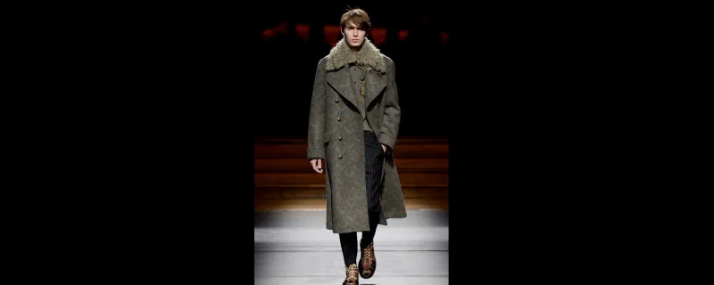 لمحبي الاسلوب العسكري اليكم احد التصاميم