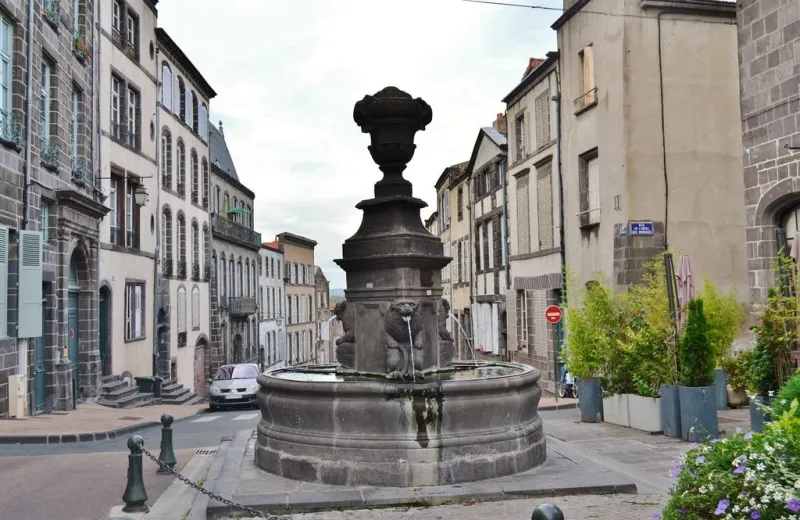 ريوم والزيارة إلى الريف الفرنسي