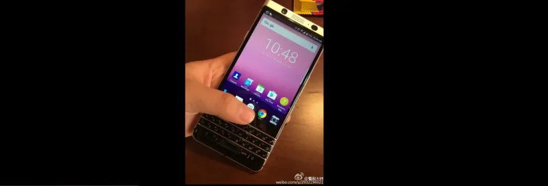 صور لهاتف بلاك بيري القادم بلوحة المفاتيح