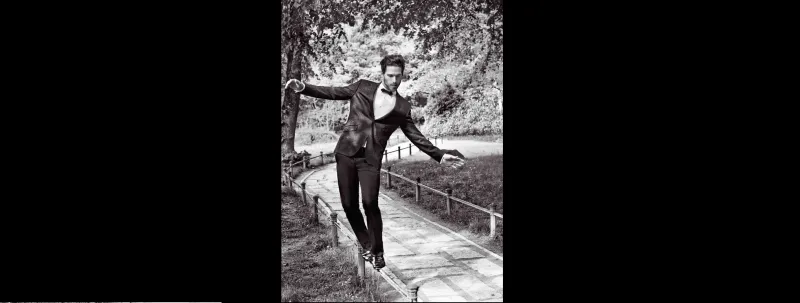 الايطالي سيمون بريداريول واطلالات تحاكي العريس الخليجي