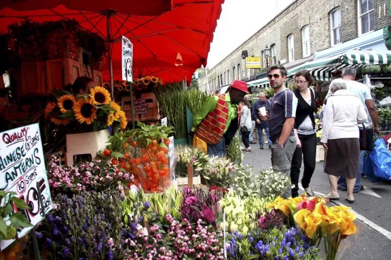 متاجر الورود في عاصمة الضباب