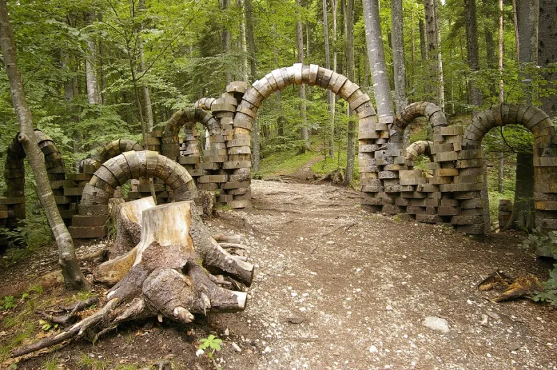 متحف أرت سيلا من الطبيعة وفي أحضانها