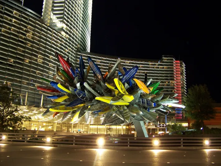 قوارب في وسط الصحراء