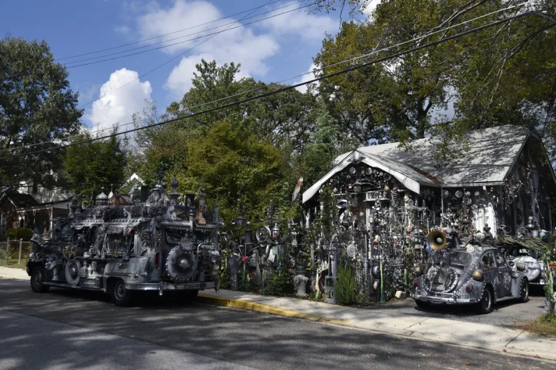 منزل فانداو كيف تحول الخردة إلى فن