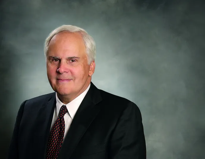 فريد سميث الرئيس التنفيذي لشركة فيديكس العالمية