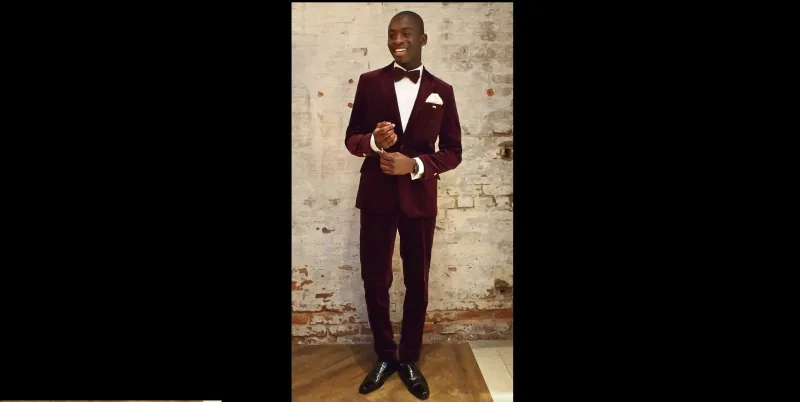 كيف تجعل التاكسيدو بذلة شتوية