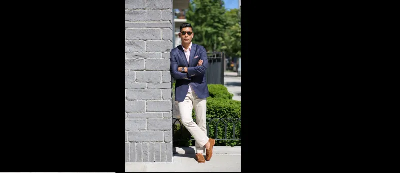 الازرق  كيف ترتديه لاطلالة متقنة