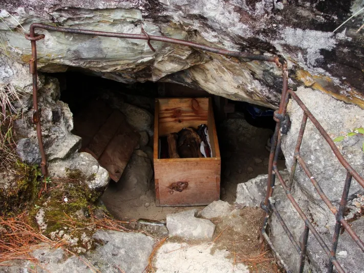 كهوف المومياوات في الفيليبين